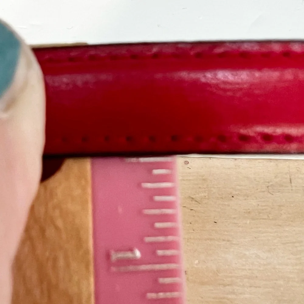 Vintage Paloma Picasso Italian Red Leather XXXOOO Belt - Picture 10 of 10